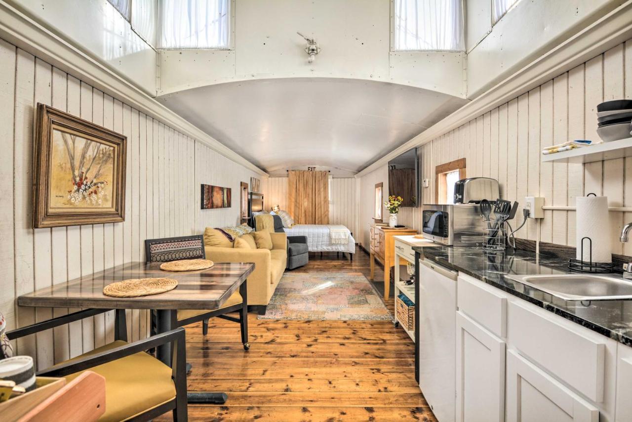 Unique Joplin Gem Converted Train Car Studio 外观 照片