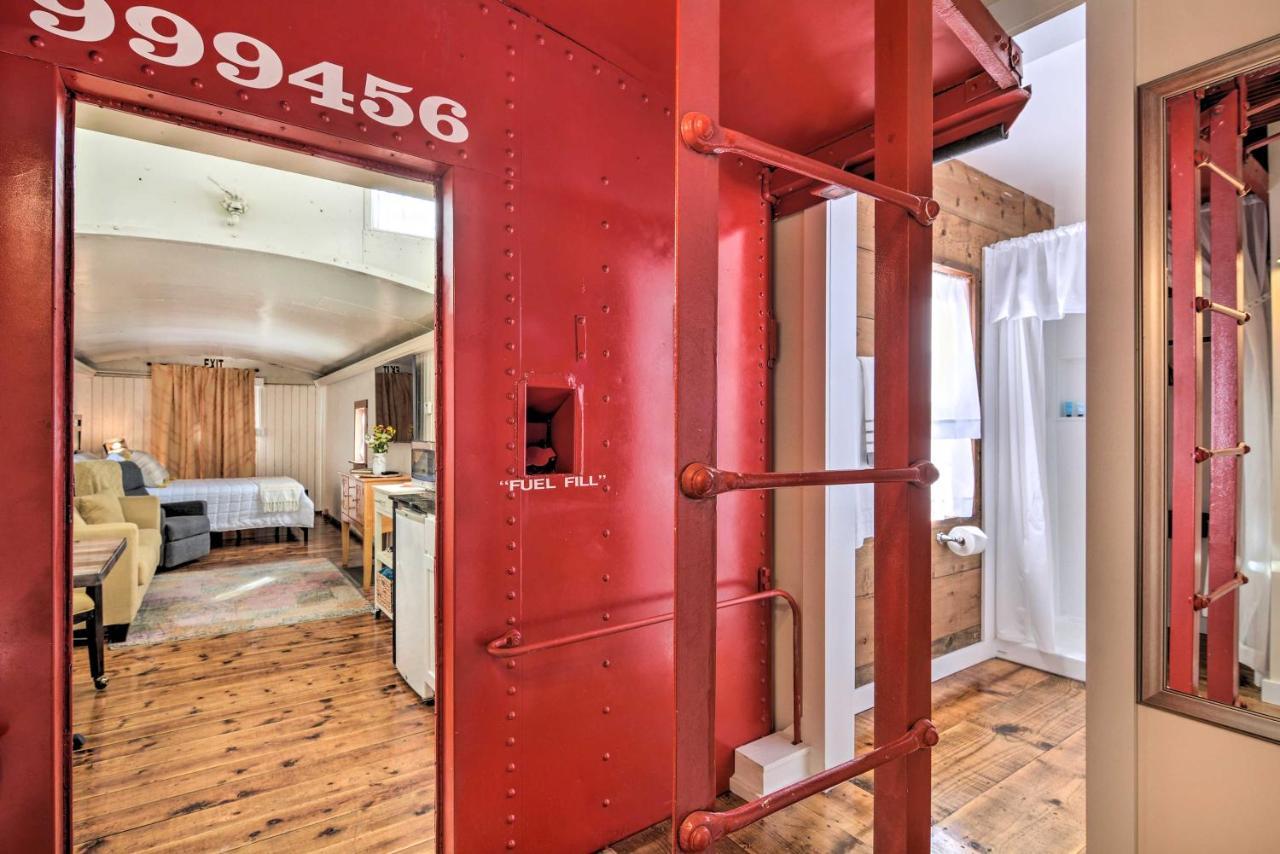 Unique Joplin Gem Converted Train Car Studio 外观 照片
